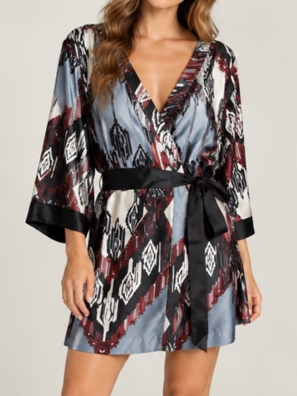 Eloise Robe